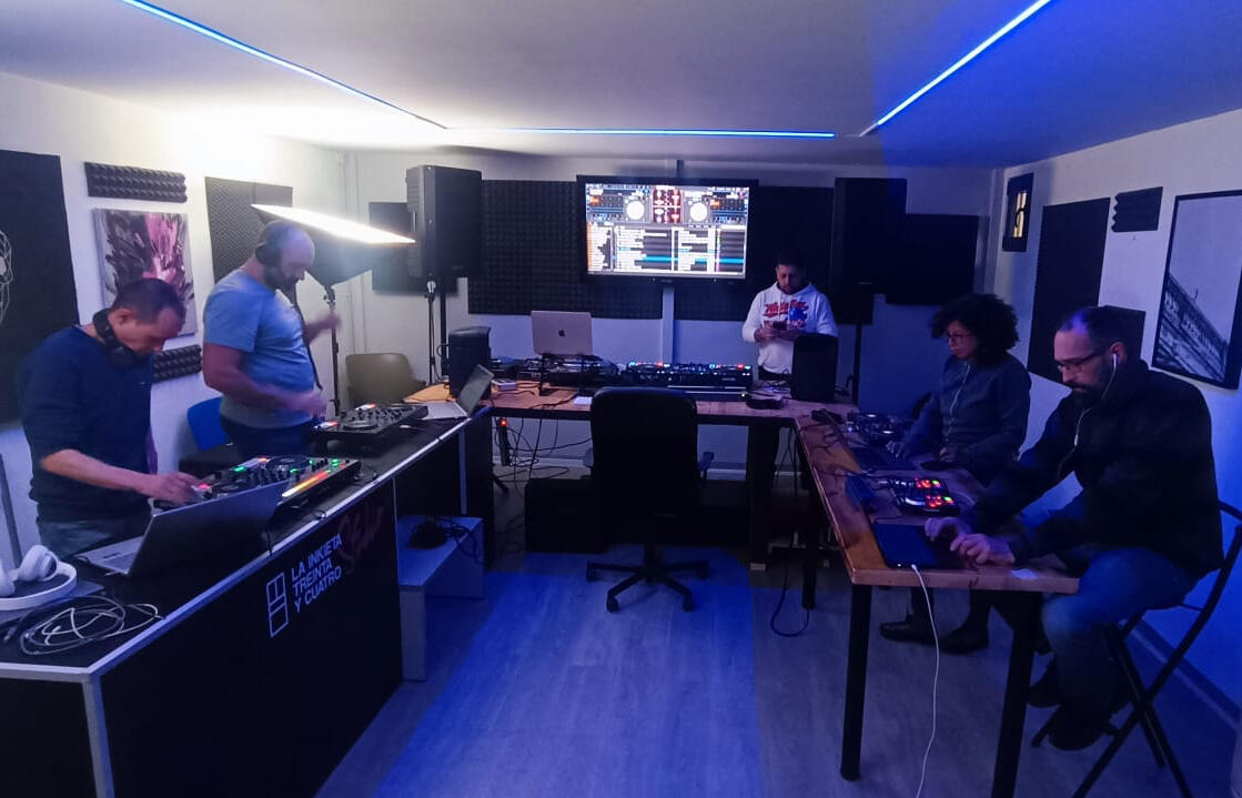 Clase de Dj en La Inkieta 34 Impartida por Dj Nead